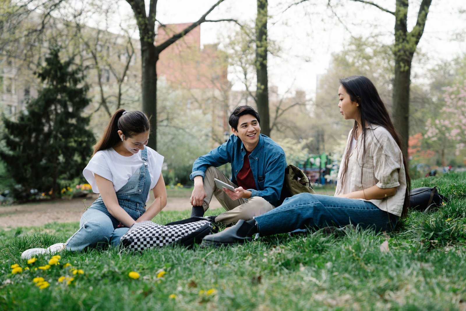Friends talking in a Portland park